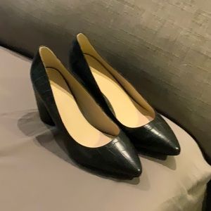 NWOT Cole Haan Python Print Heels